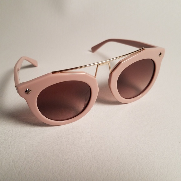 MCM Rose Pink Sunglass - Picture 2 of 6